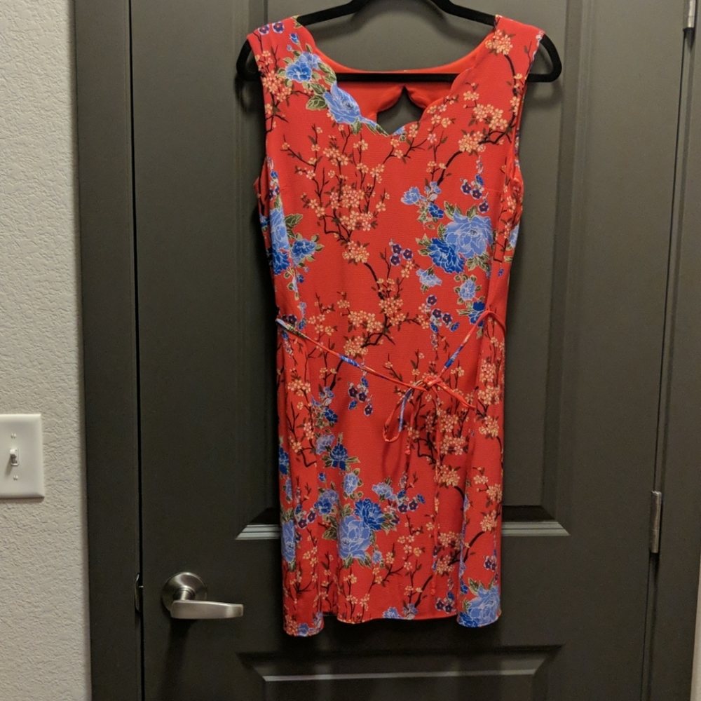 Women's floral red dress size medium.